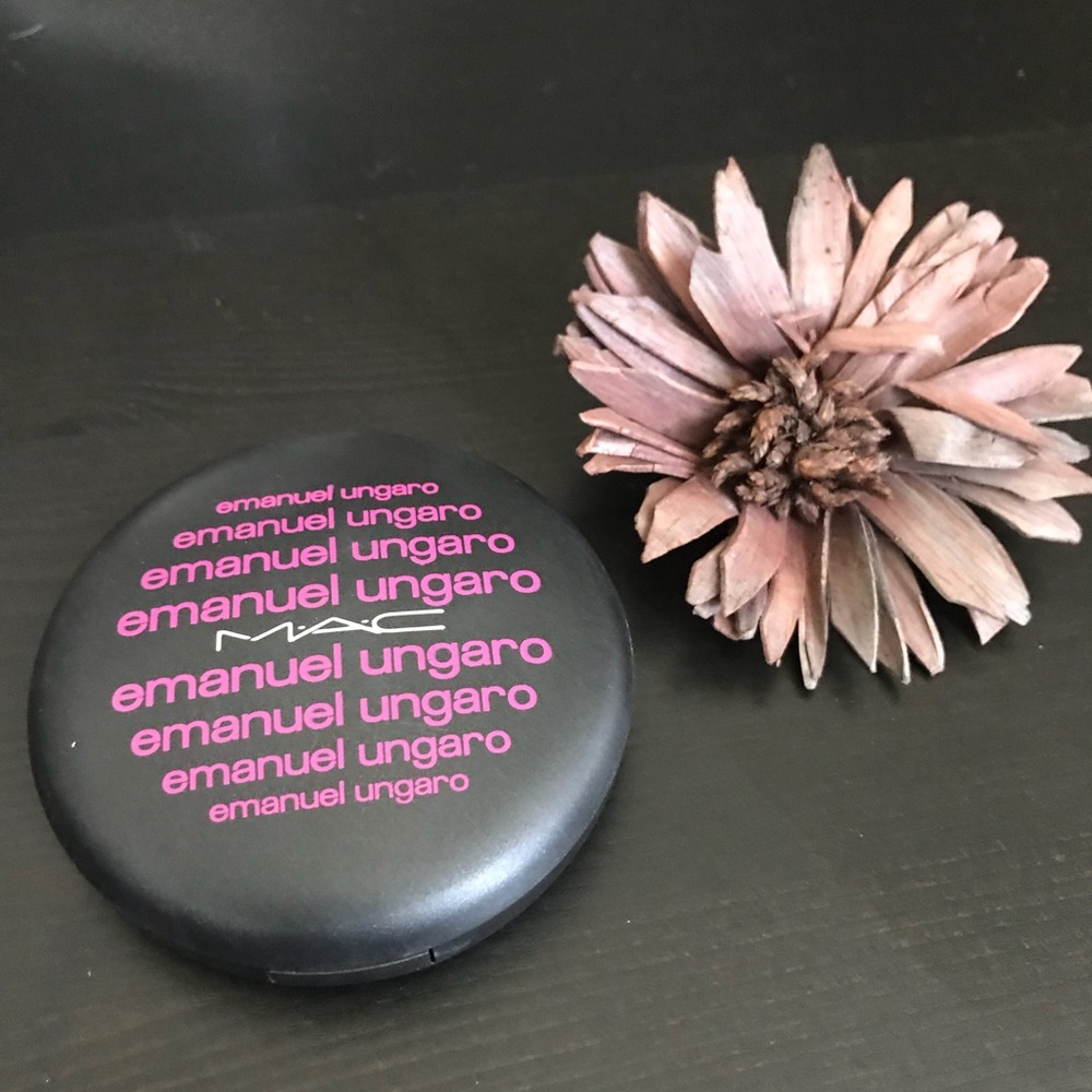 M.A.C Beauty Powder in “Flower Mist Dew”